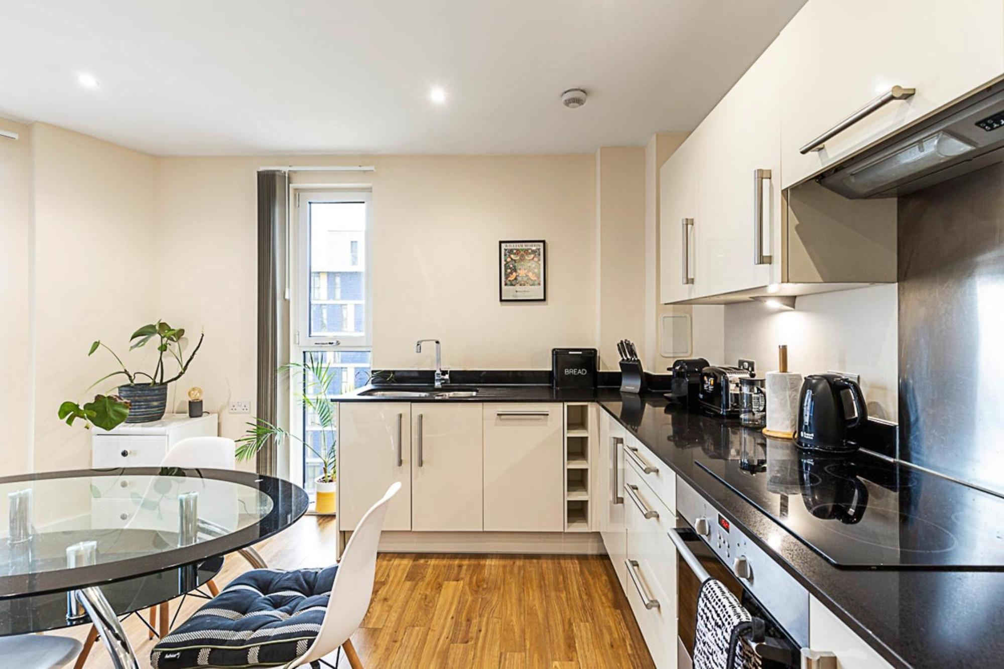Vibrant London Canal Apartment 外观 照片