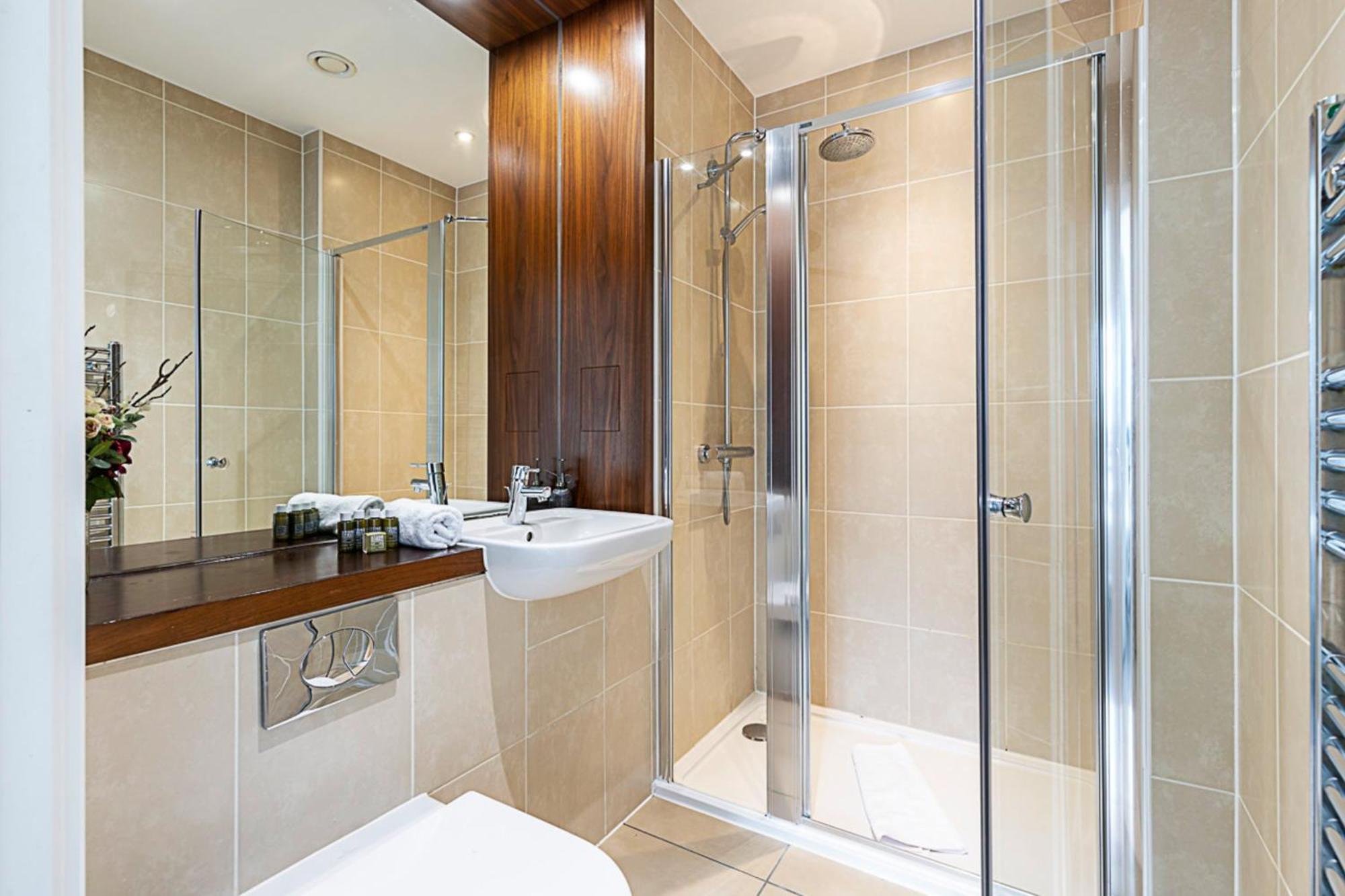 Vibrant London Canal Apartment 外观 照片